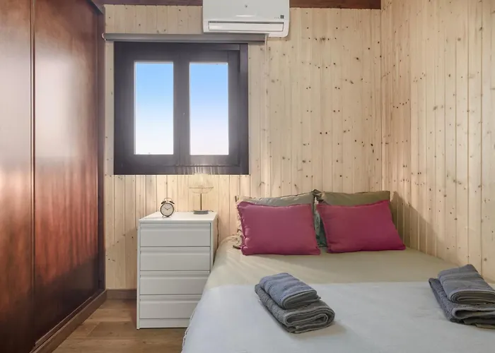 Fatema * コニル・デ・ラ・フロンテラ